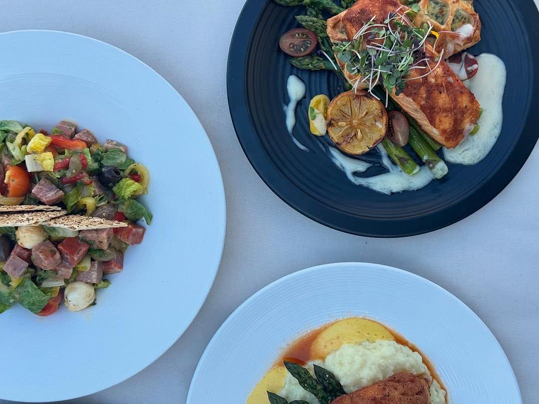 Meet you at #azuracoastalkitchen, bold summer bites in the heart of The Hotel Zamora. 🍽️
•
•
- #stpetebeach #saintpete #stpetefoodie #foodie #visitspc #tampabay #stpetesummer #dogfriendly #boutiquehotel #beachsidebliss