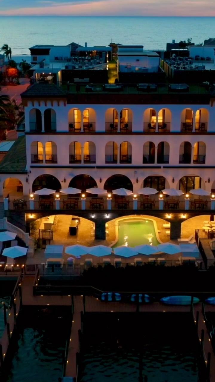 You just found the best rooftop in St Pete Beach 💫 spend every Sunday on it playing Music Trivia or Music Bingo. Link in bio for full event calendar 🍸

#stpetebeach #hotelzamora #tampabay #stpete #thingstodoinflorida #thingstodointampa #thingstodoinstpete #tampaevents