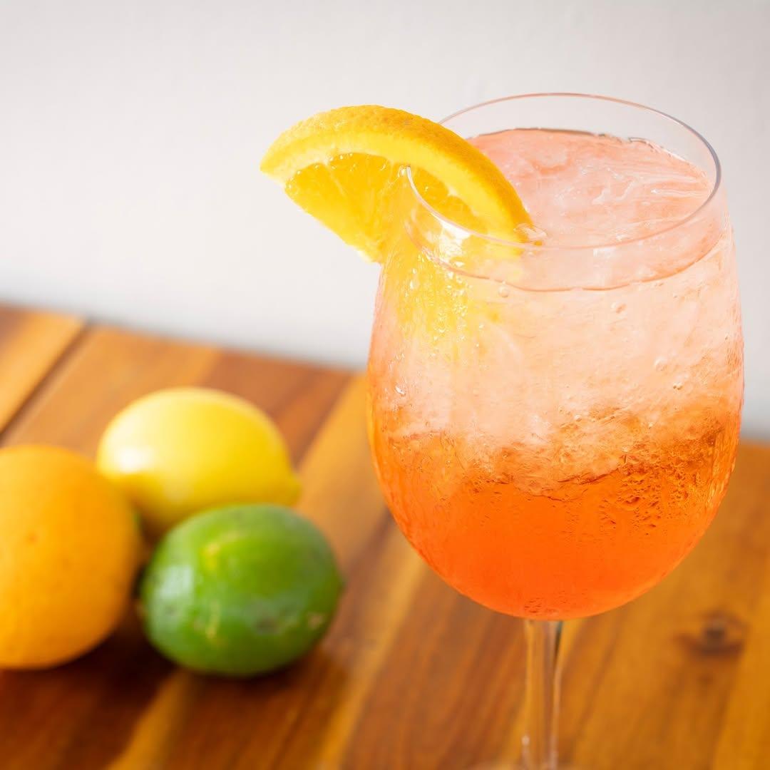 A dining experience as timeless as the Mediterranean’s most beloved beverage. Stop by for a spritz today 🍊

#aperolspritz #hotelzamora #stpetersburg #stpetebeach #tampabayfoodies #stpeterestaurants #TampaRestaurants #stpetefoodies