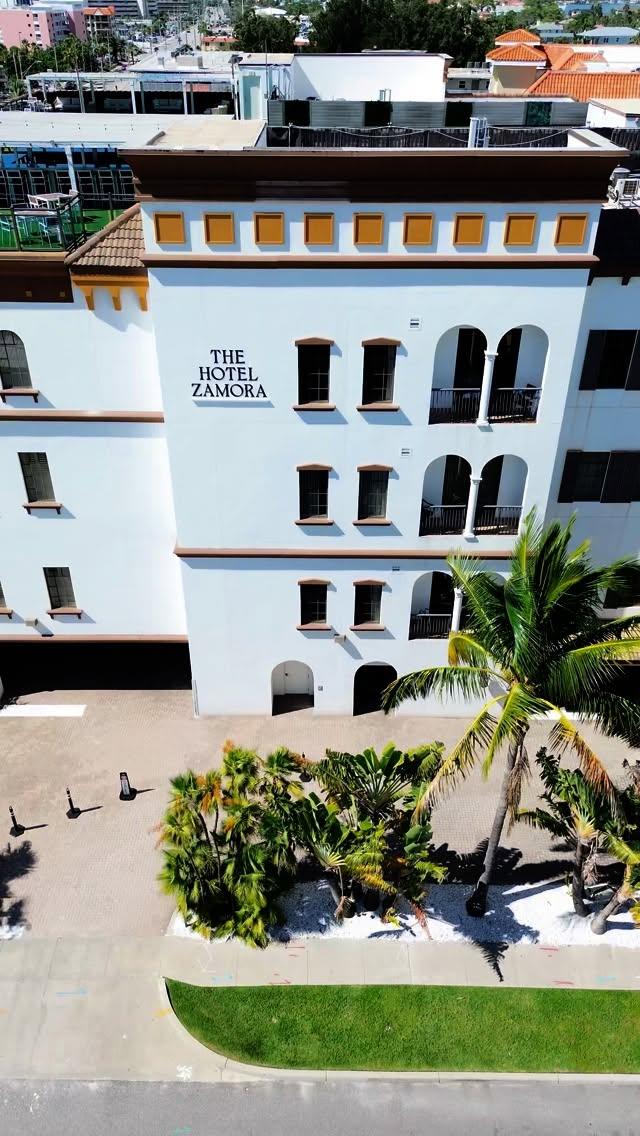 Checked in @hotelzamora for a luxury getaway! ✨

This boutique gem is located in St. Pete Beach! It offers newly renovated rooms, a stunning pool, complimentary bikes & kayaks. They also have an amazing restaurant on property @azuracoastalkitchen! 

Just steps from the beach, it’s the perfect blend of relaxation and sophistication. 10/10 recommend planning your next vacation here! 

#travel #traveling #stpetebeach #stpetersburgfl #hotelzamora